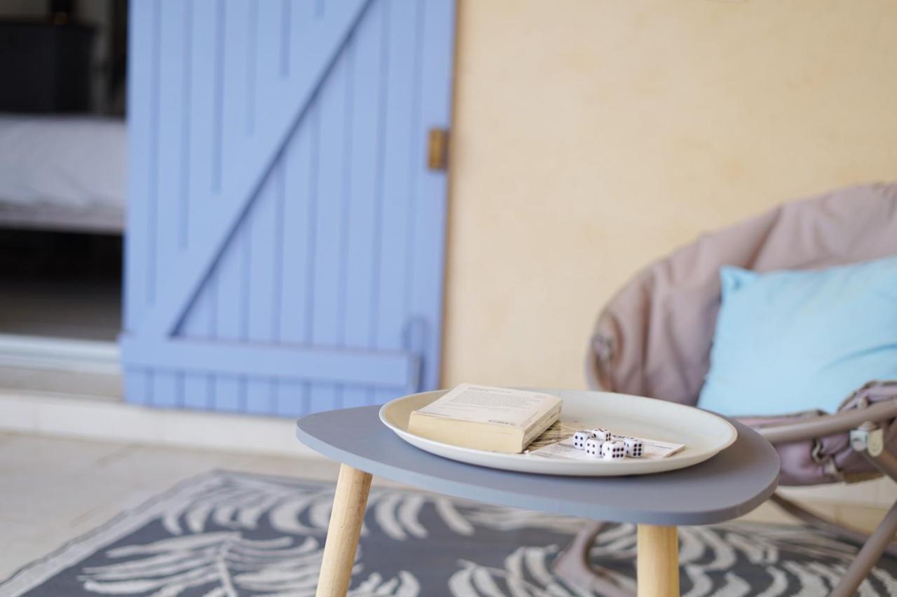 Les Volets Bleus Hotel Speracedes ภายนอก รูปภาพ