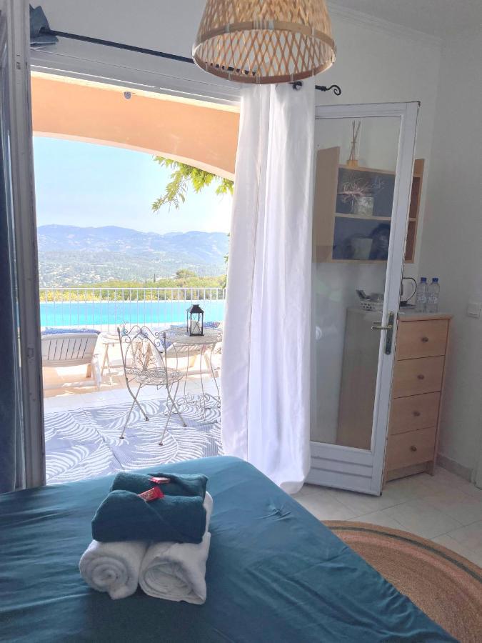 Les Volets Bleus Hotel Speracedes ภายนอก รูปภาพ